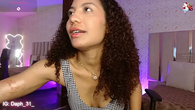 Daphnne tay online show from 17, 11, 2025