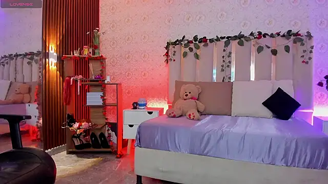 Daphnne tay online show from 9, 2, 2026