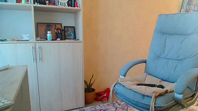 Brionia online show from 14, 9, 2025