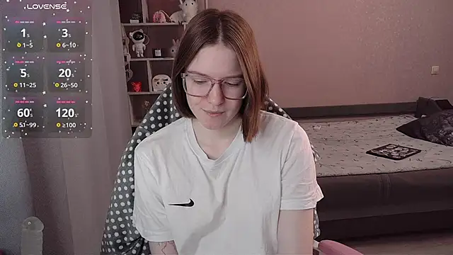 CassieJuice69 online show from 22, 10, 2025