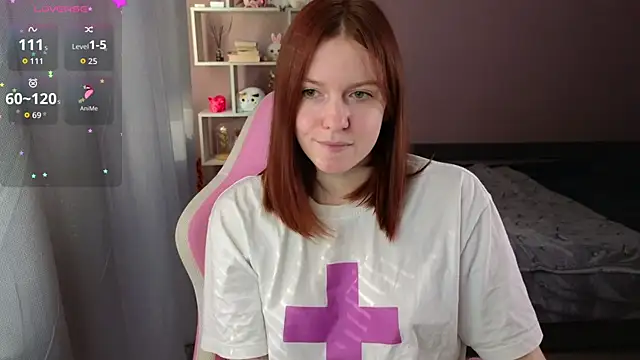 Snapshot of CassieJuice69 chatting on 8, 5, 2026 CassieJuice69 online show from 8, 5, 2026