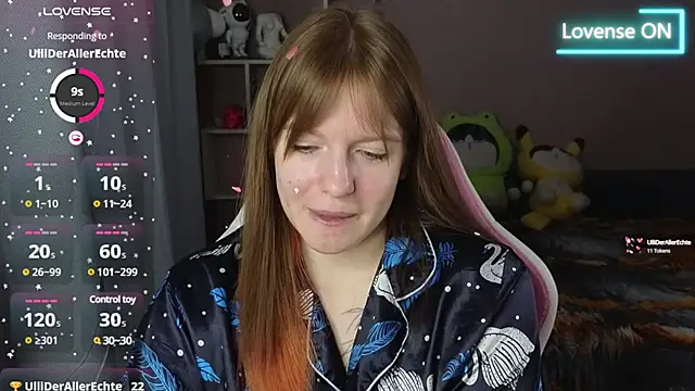 CassieJuice69 online show from 17, 2, 2025