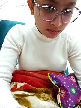 Aleena Rai online show from 6, 12, 2024