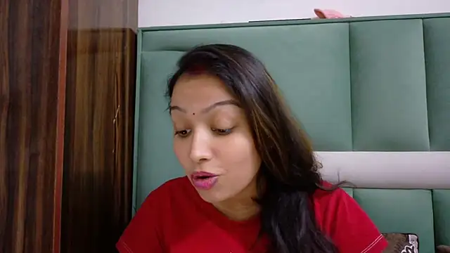 Aleena Rai online show from 5, 12, 2025