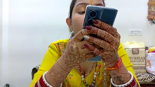 Aleena Rai online show from 13, 10, 2025