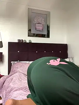 Snapshot of Barbie_26 chatting on 29, 11, 2025 Barbie 26 online show from 29, 11, 2025