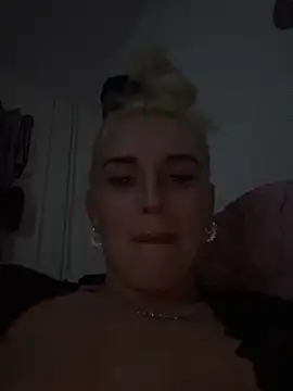 Snapshot of Barbie_26 chatting on 9, 12, 2024 Barbie 26 online show from 9, 12, 2024