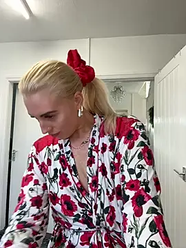 Snapshot of Barbie_26 chatting on 6, 12, 2024 Barbie 26 online show from 6, 12, 2024