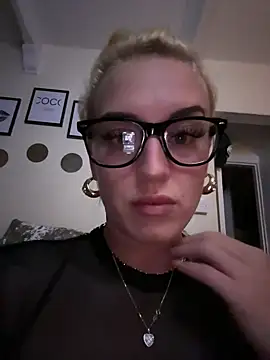 Snapshot of Barbie_26 chatting on 9, 1, 2025 Barbie 26 online show from 9, 1, 2025