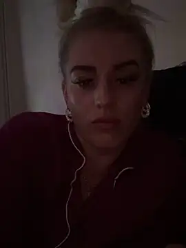 Snapshot of Barbie_26 chatting on 19, 3, 2025 Barbie 26 online show from 19, 3, 2025