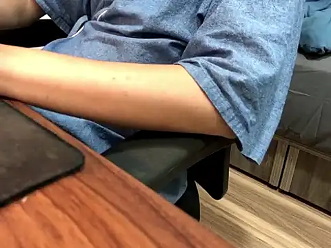 Snapshot of Ryan67533 chatting on 3, 11, 2025 Ryan67533 online show from 3, 11, 2025