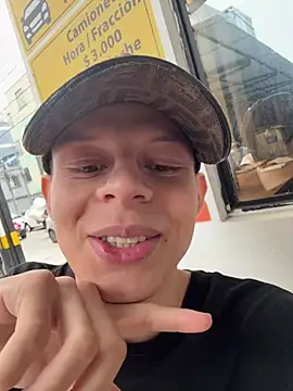 Snapshot of Daddyrich_632 chatting on 28, 11, 2025 Daddyrich 632 online show from 28, 11, 2025