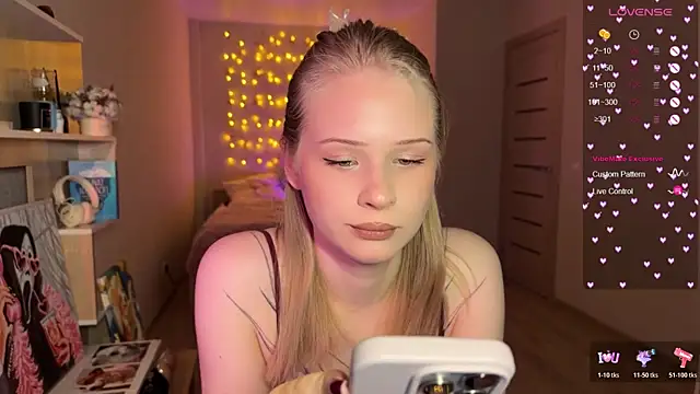 lisa barbie online show from 15, 12, 2025