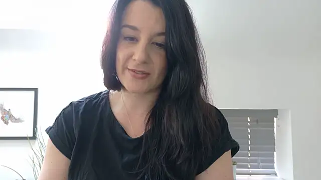 flatwhite0 online show from 23, 4, 2026