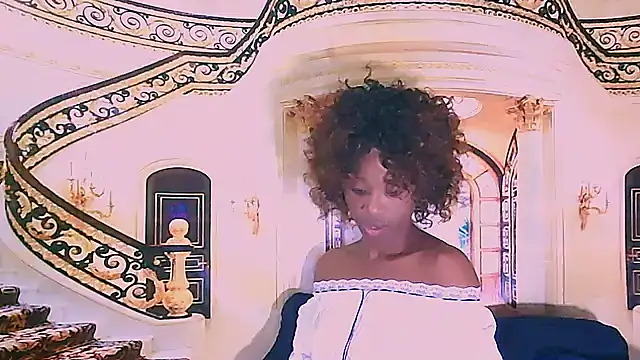 EbonyCreamy69 online show from 29, 1, 2025