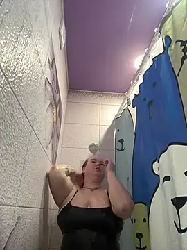 Emmy Greis online show from 6, 3, 2025