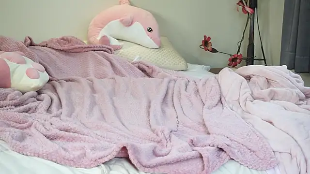 Snapshot of LinaSiren chatting on 24, 2, 2025 LinaSiren online show from 24, 2, 2025