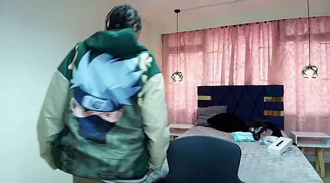 Zia Green online show from 6, 2, 2025