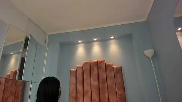 lou rosse  online show from 26, 11, 2025