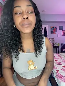 ebonycatlisaaaalime online show from 19, 4, 2026