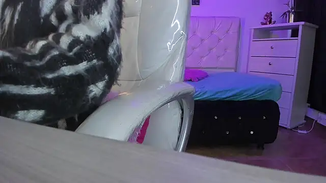 Amy Kiitty  online show from 11, 3, 2026