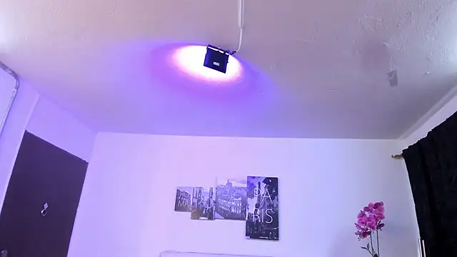 Amy Kiitty  online show from 31, 10, 2025