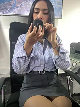 Snapshot of Amy_Kiitty_ chatting on 28, 4, 2026 Amy Kiitty online show from 28, 4, 2026
