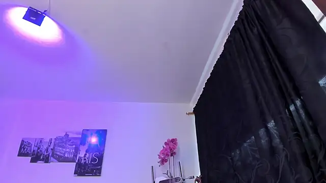 Amy Kiitty  online show from 16, 10, 2025