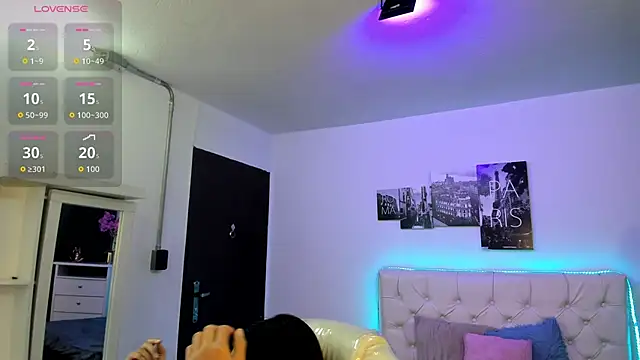 Amy Kiitty  online show from 21, 11, 2025