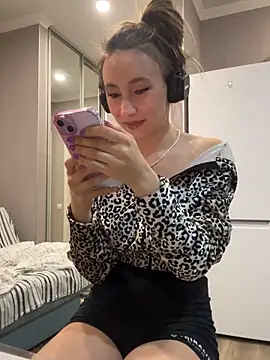 viviandaimond1 online show from 18, 2, 2025