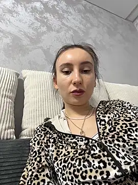 viviandaimond1 online show from 2, 12, 2025