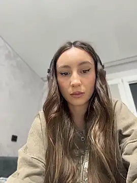 viviandaimond1 online show from 14, 4, 2026