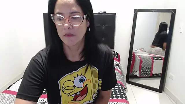 Snapshot of Antonella2_4 chatting on 6, 1, 2026 Antonella2 4 online show from 6, 1, 2026