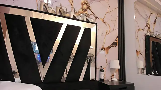 KarinaSimonz online show from 12, 2, 2026