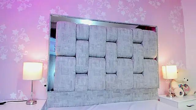 KarinaSimonz online show from 6, 3, 2026