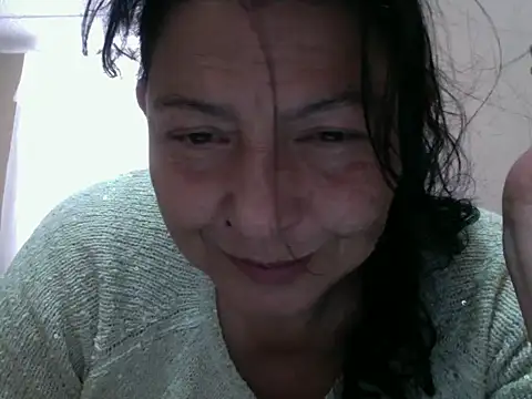 straichathot 08 online show from 4, 12, 2025