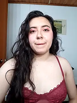 Emi chik online show from 20, 12, 2025