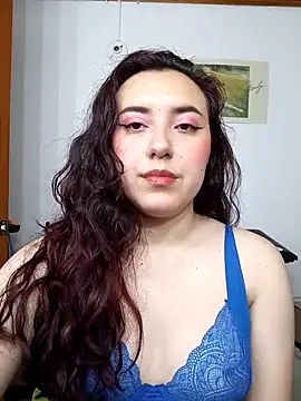 Snapshot of Emi_chik chatting on 1, 3, 2025 Emi chik online show from 1, 3, 2025
