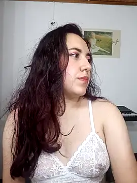 Snapshot of Emi_chik chatting on 19, 1, 2025 Emi chik online show from 19, 1, 2025