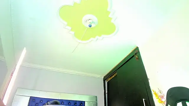 Eyleen Santos online show from 10, 4, 2026