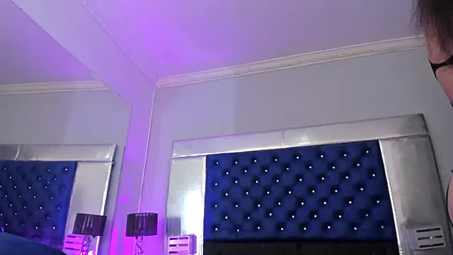 Eyleen Santos online show from 17, 12, 2025