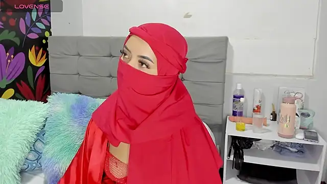 Sweet hot mia online show from 14, 2, 2025