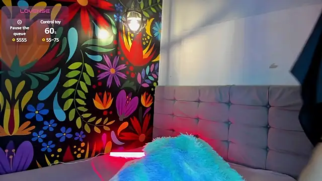 Sweet hot mia online show from 16, 2, 2025