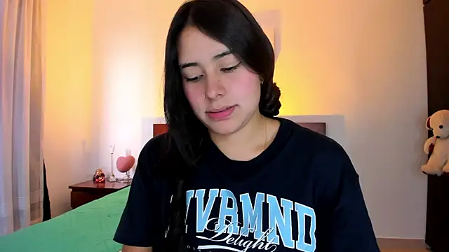 GabyButtler1 online show from 3, 3, 2025