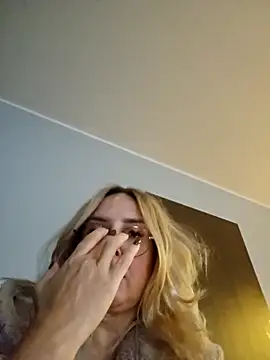 Snapshot of MariaRichi_ chatting on 29, 11, 2025 MariaRichi online show from 29, 11, 2025