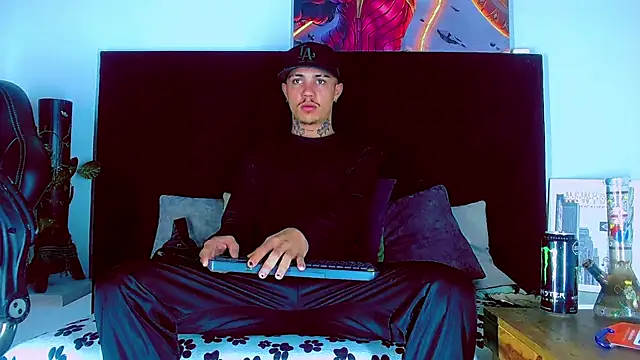 HannibalLester online show from 26, 11, 2025