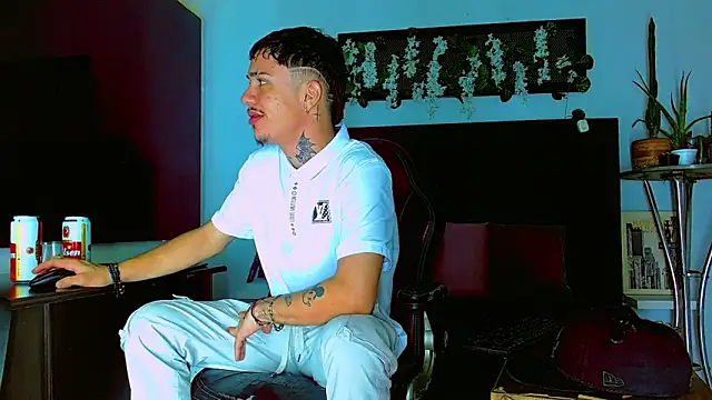 HannibalLester online show from 7, 4, 2026