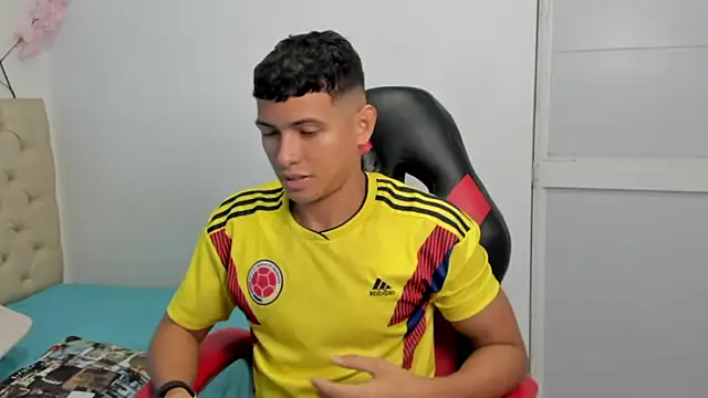 yei-sant online show from 25, 10, 2025