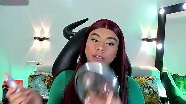 Emili Roux online show from 4, 4, 2026