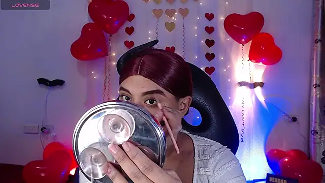 Emili Roux online show from 12, 2, 2026